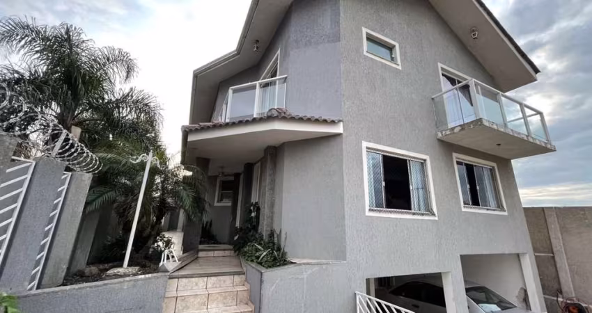Casa Residencial com 3 quartos  à venda, 154.00 m2 por R$690000.00  - Orfas - Ponta Grossa/PR