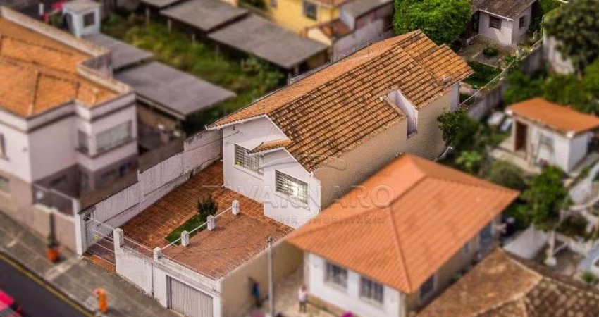 Casa Comercial com 3 quartos  à venda, 128.80 m2 por R$700000.00  - Centro - Ponta Grossa/PR