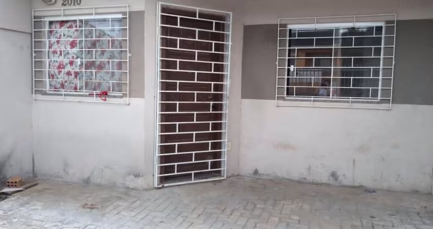 Casa Residencial com 2 quartos  à venda, 53.00 m2 por R$250000.00  - Nova Russia - Ponta Grossa/PR
