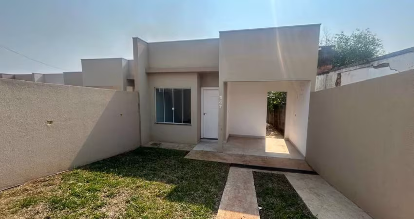 Casa Residencial com 3 quartos  à venda, 65.00 m2 por R$250000.00  - Neves - Ponta Grossa/PR
