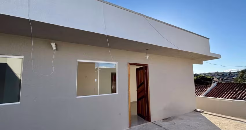 Casa Residencial com 2 quartos  à venda, 53.00 m2 por R$210000.00  - Nova Russia - Ponta Grossa/PR
