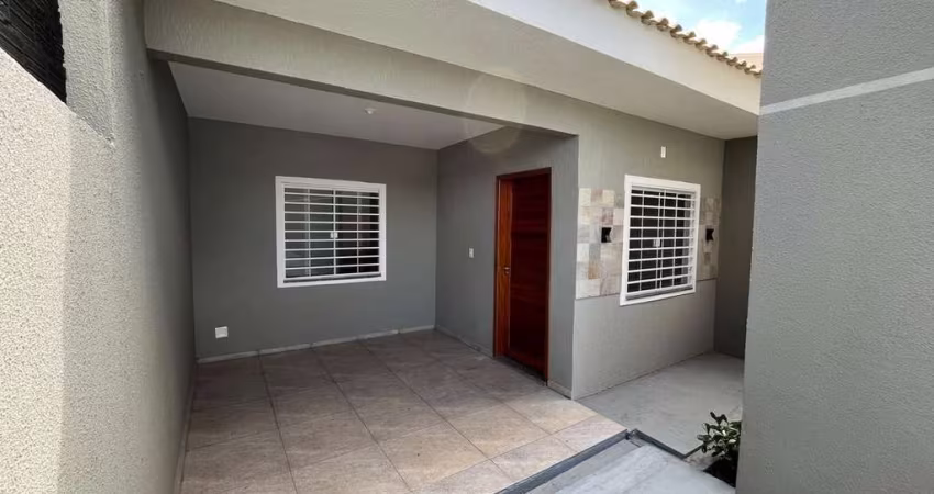 Casa Residencial com 2 quartos  à venda, 41.00 m2 por R$185000.00  - Neves - Ponta Grossa/PR