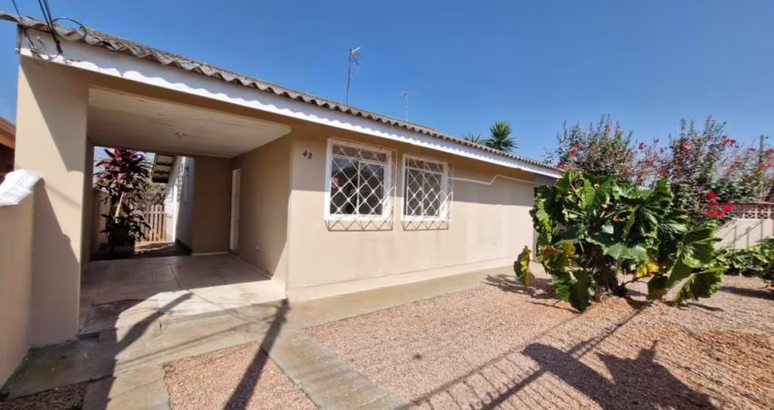 Casa Residencial com 3 quartos  à venda, 81.00 m2 por R$290000.00  - Uvaranas - Ponta Grossa/PR