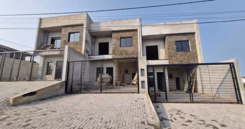 Sobrado com 3 quartos  à venda, 88.00 m2 por R$430000.00  - Jardim Carvalho - Ponta Grossa/PR