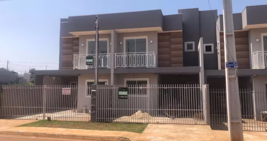 Sobrado com 3 quartos  à venda, 100.00 m2 por R$370000.00  - Cara Cara - Ponta Grossa/PR
