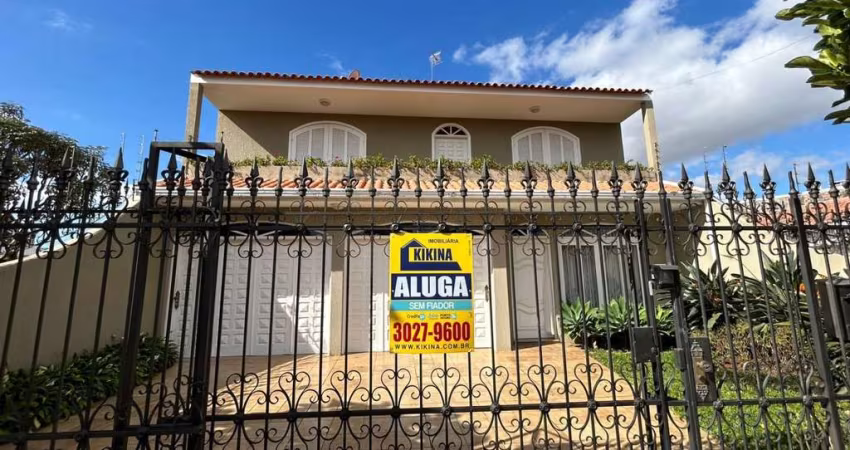 Casa Residencial com 3 quartos  para alugar, 200.00 m2 por R$4150.00  - Oficinas - Ponta Grossa/PR