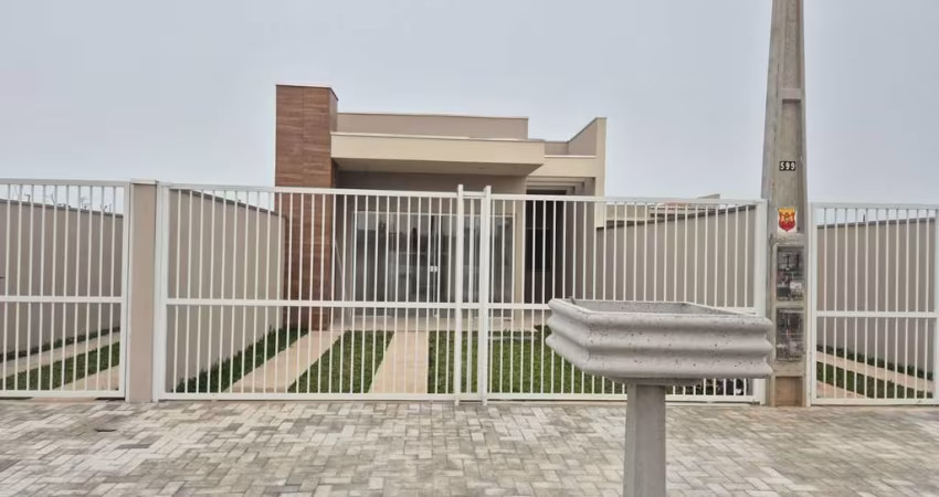 Casa Residencial com 3 quartos  à venda, 70.00 m2 por R$460000.00  - Centro - Guaratuba/PR