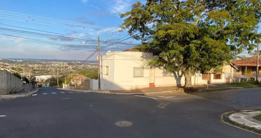 Terreno à venda, 594.00 m2 por R$450000.00  - Olarias - Ponta Grossa/PR