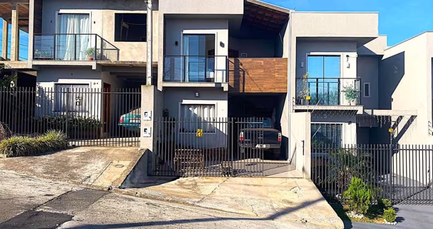 Sobrado com 2 quartos  à venda, 47.50 m2 por R$280000.00  - Boa Vista - Ponta Grossa/PR