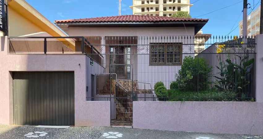Casa Residencial com 3 quartos  à venda, 145.00 m2 por R$600000.00  - Centro - Ponta Grossa/PR