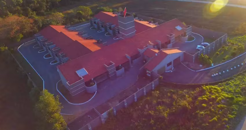 Comercial com 28 quartos  à venda, 6500.00 m2 por R$7500000.00  - Colonia Dona Luiza - Ponta Grossa/PR