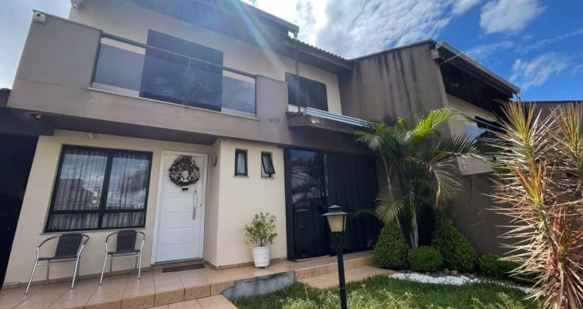 Casa Residencial com 3 quartos  à venda, 153.00 m2 por R$690000.00  - Orfas - Ponta Grossa/PR