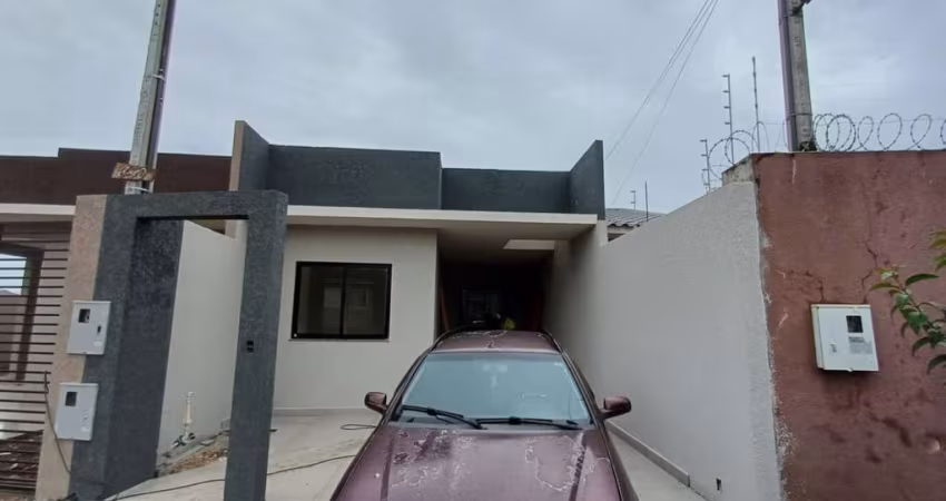 Casa Residencial com 3 quartos  à venda, 70.00 m2 por R$269000.00  - Uvaranas - Ponta Grossa/PR