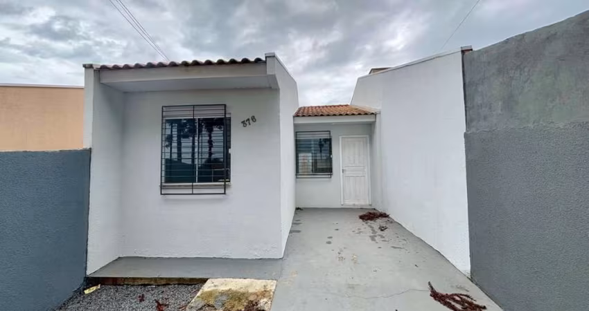 Casa Residencial com 2 quartos  à venda, 47.80 m2 por R$175000.00  - Uvaranas - Ponta Grossa/PR