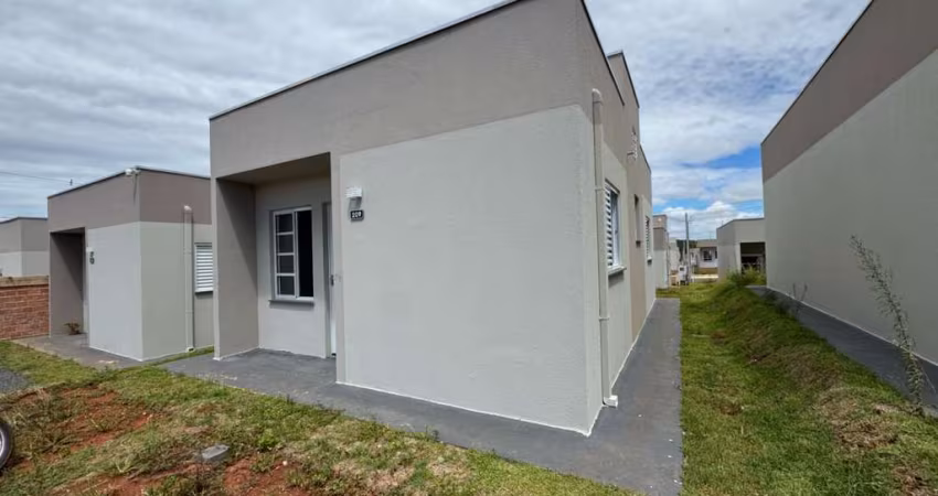Casa Residencial com 2 quartos  para alugar, 48.00 m2 por R$800.00  - Neves - Ponta Grossa/PR