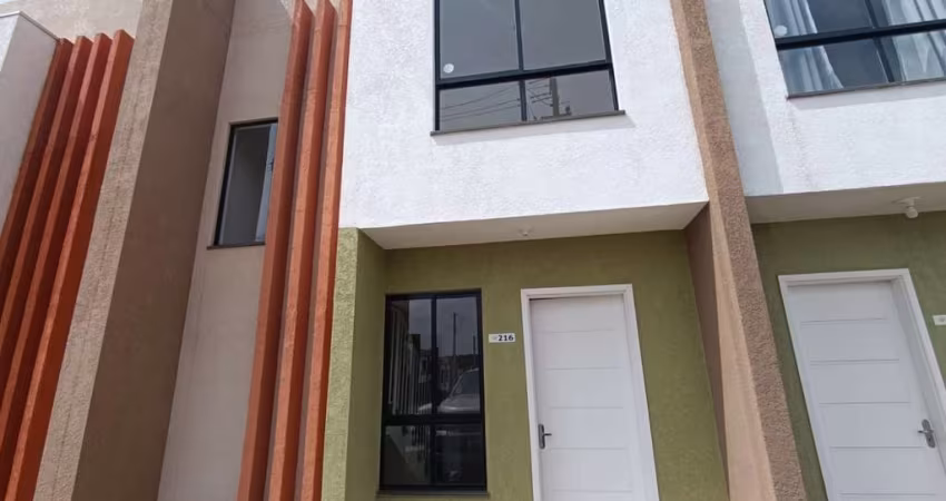 Sobrado com 2 quartos  à venda, 61.00 m2 por R$290000.00  - Jardim Carvalho - Ponta Grossa/PR