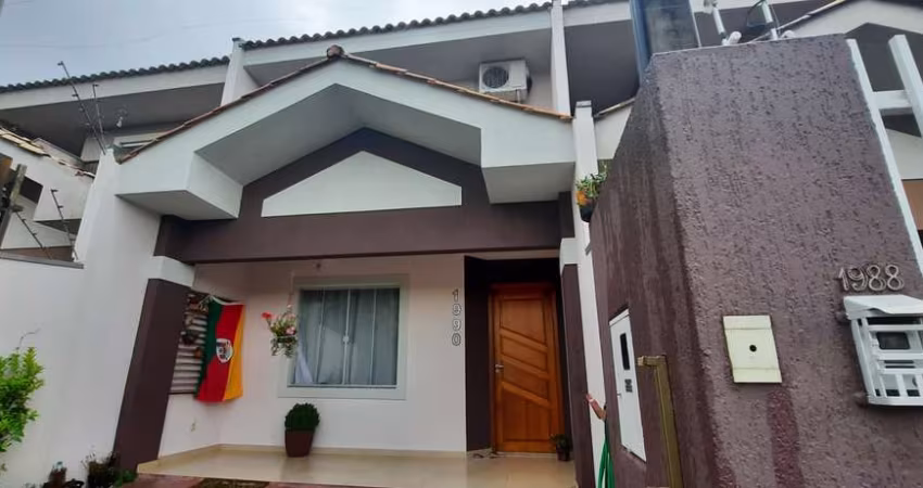 Casa Residencial com 3 quartos  à venda, 78.27 m2 por R$360000.00  - Orfas - Ponta Grossa/PR