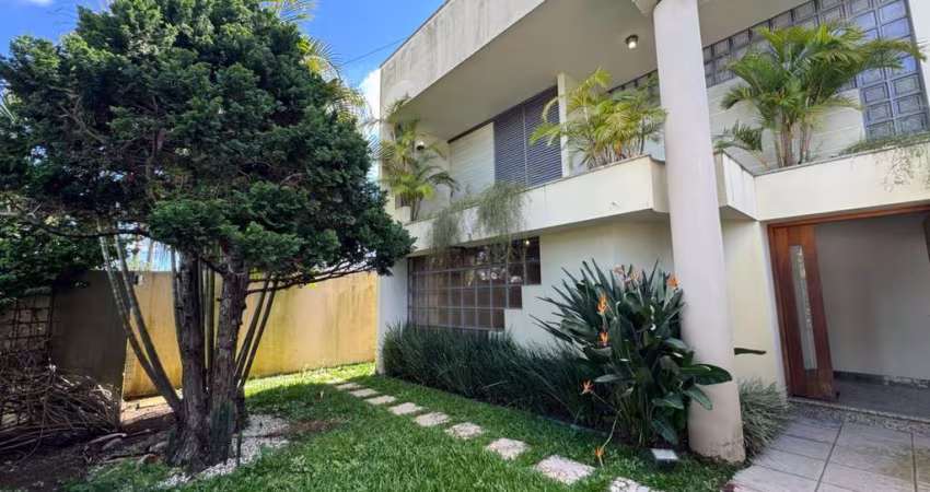 Casa Residencial com 4 quartos  para alugar, 368.00 m2 por R$12000.00  - Estrela - Ponta Grossa/PR