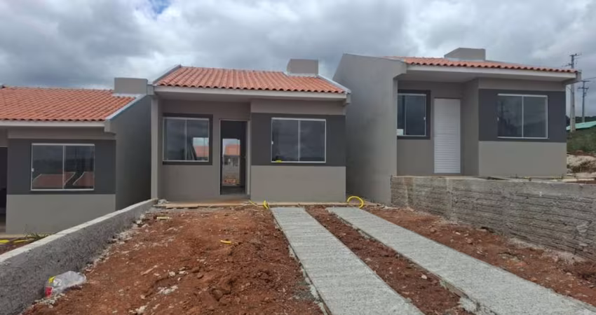 Casa Residencial com 2 quartos  à venda, 45.00 m2 por R$179000.00  - Neves - Ponta Grossa/PR
