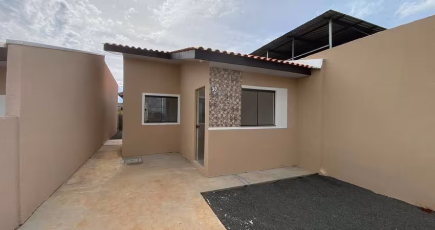 Casa Residencial com 2 quartos  à venda, 45.00 m2 por R$195000.00  - Cara-Cara - Ponta Grossa/PR