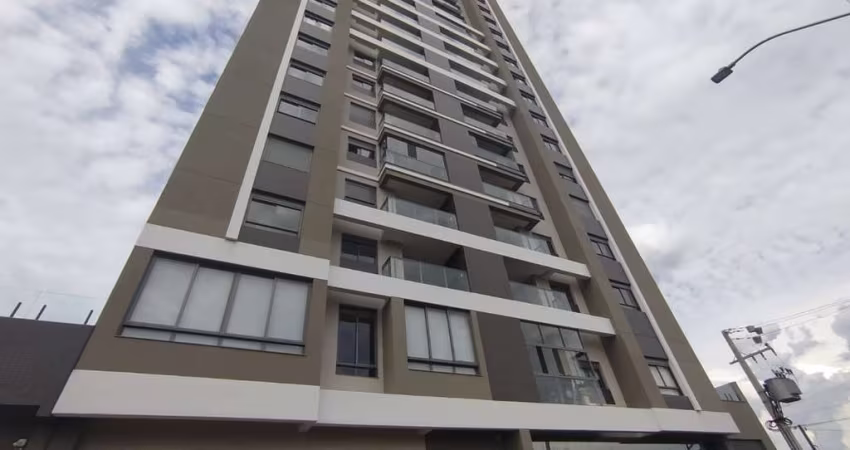 Apartamento com 3 quartos  para alugar, 190.00 m2 por R$4200.00  - Estrela - Ponta Grossa/PR