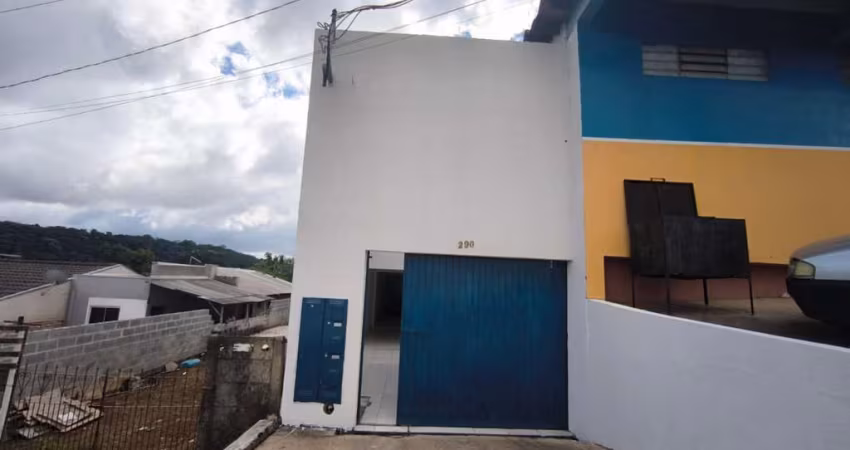 Barracão/Galpão com 3 quartos  para alugar, 280.00 m2 por R$3350.00  - Contorno - Ponta Grossa/PR