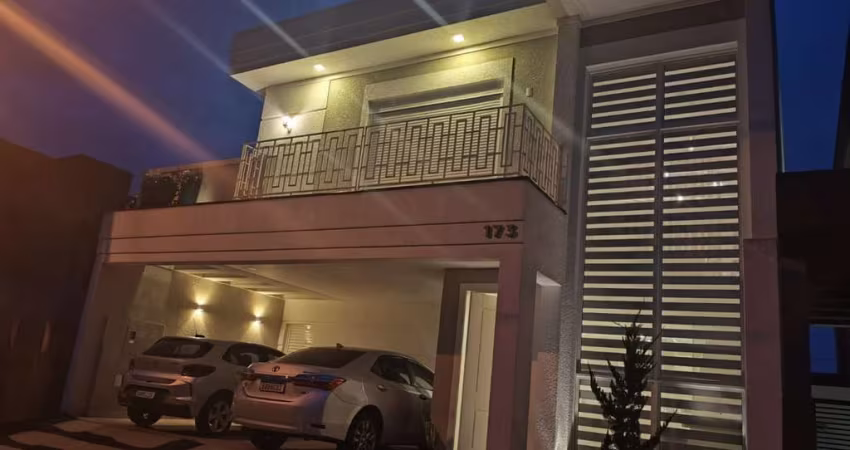 Sobrado com 3 quartos  à venda, 198.00 m2 por R$1350000.00  - Cara-Cara - Ponta Grossa/PR