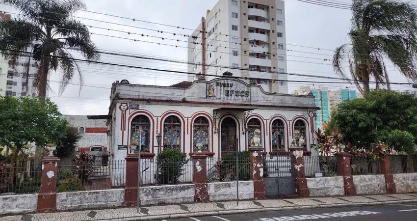 Barracão/Galpão à venda, 481.00 m2 por R$2800000.00  - Centro - Ponta Grossa/PR