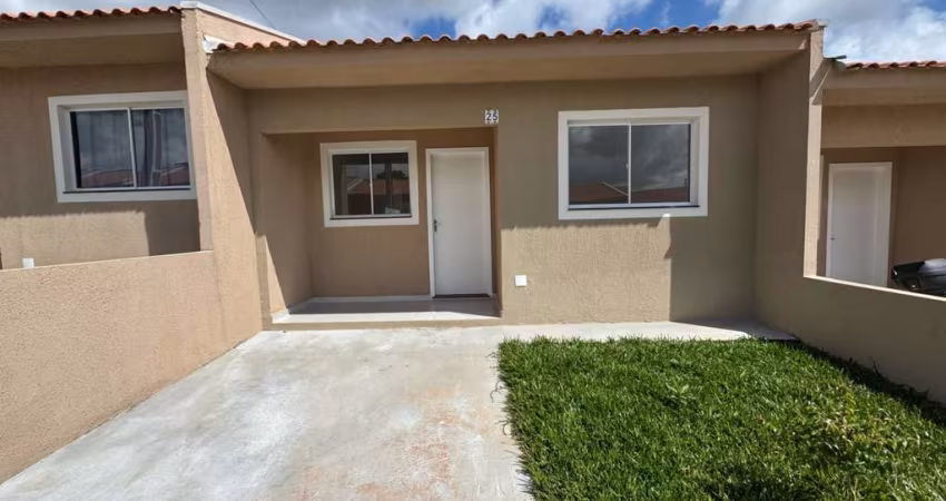 Casa em Condomínio para alugar, 50.00 m2 por R$900.00  - Uvaranas - Ponta Grossa/PR