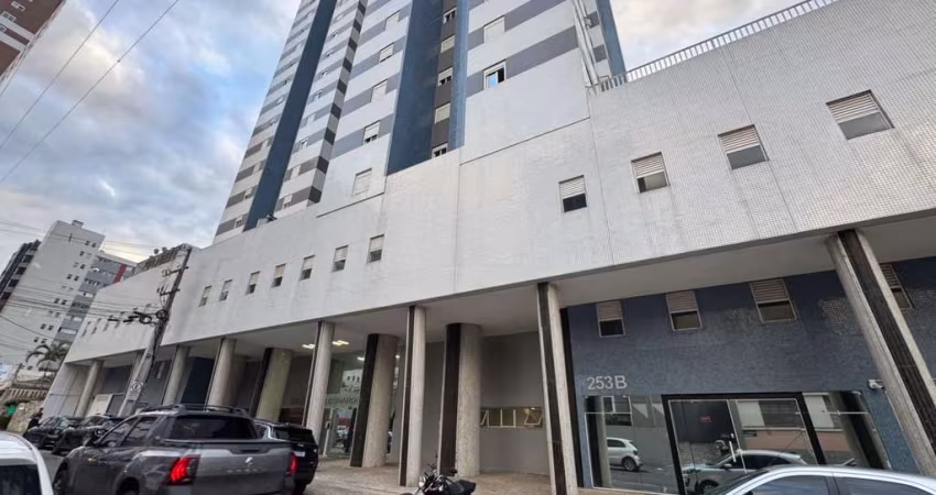 Apartamento com 3 quartos  para alugar, 120.00 m2 por R$2700.00  - Centro - Ponta Grossa/PR