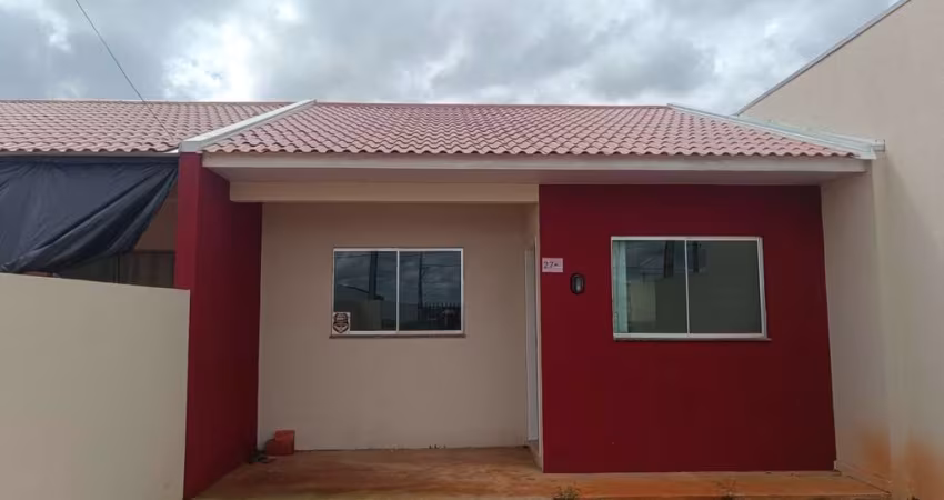 Casa Residencial com 2 quartos  para alugar, 44.00 m2 por R$750.00  - Neves - Ponta Grossa/PR