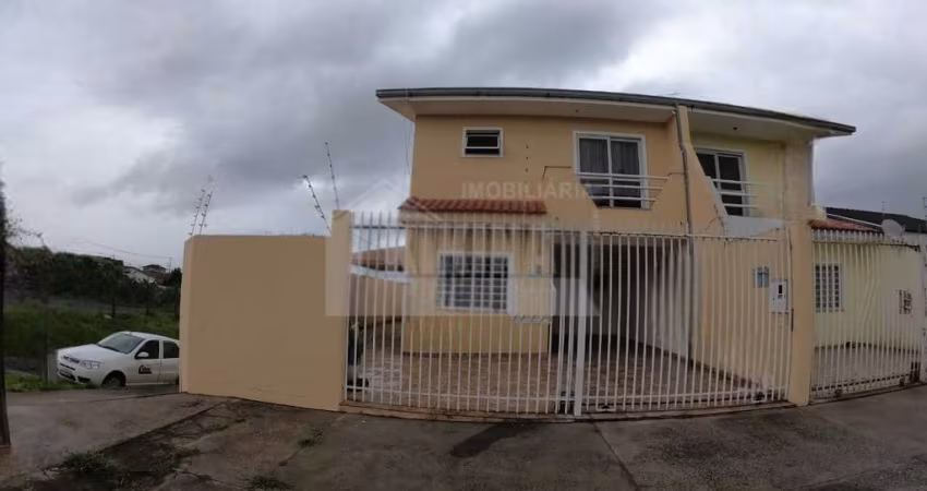 Sobrado com 4 quartos  para alugar, 182.00 m2 por R$3000.00  - Jardim Carvalho - Ponta Grossa/PR