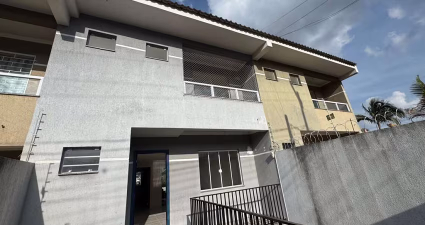 Sobrado com 3 quartos  para alugar, 133.00 m2 por R$2400.00  - Orfas - Ponta Grossa/PR