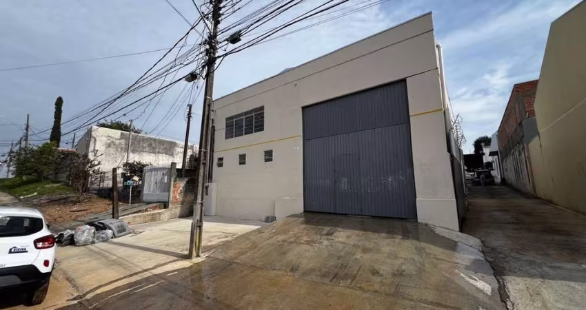 Barracão/Galpão para alugar, 290.00 m2 por R$5000.00  - Uvaranas - Ponta Grossa/PR