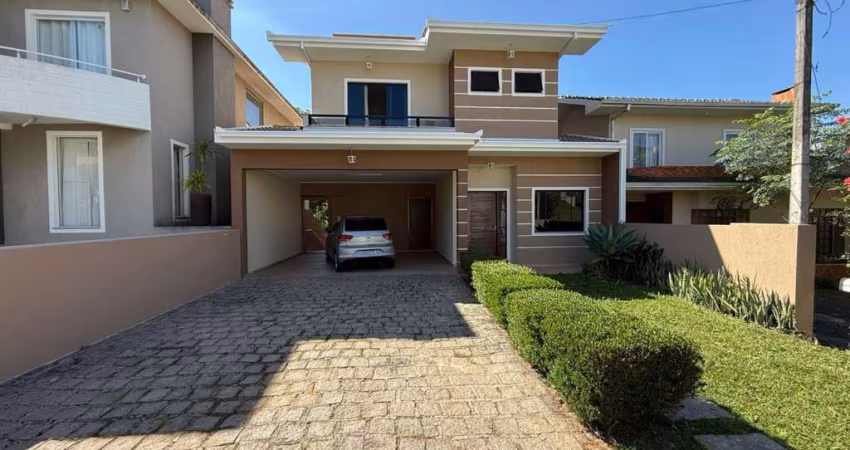 Casa em Condomínio para alugar, 275.00 m2 por R$6500.00  - Oficinas - Ponta Grossa/PR