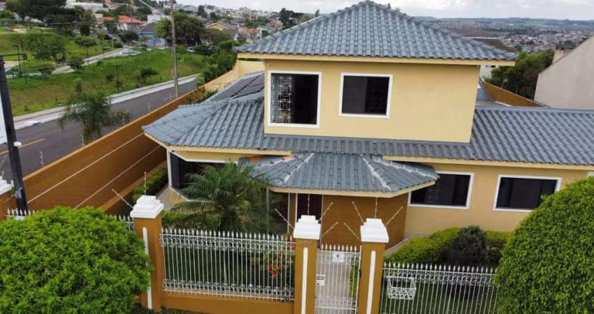 Casa Residencial com 3 quartos  para alugar, 327.78 m2 por R$7000.00  - Jardim Carvalho - Ponta Grossa/PR