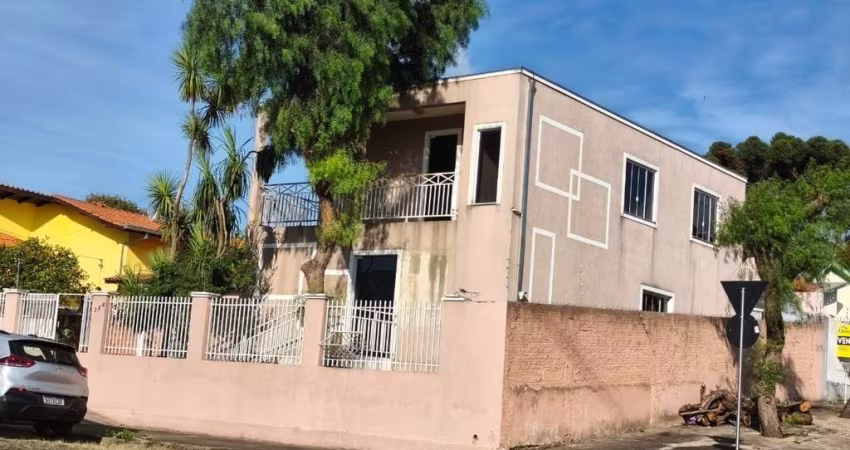 Sobrado com 3 quartos  para alugar, 186.00 m2 por R$2600.00  - Uvaranas - Ponta Grossa/PR