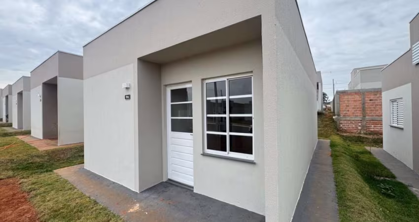 Casa Residencial com 2 quartos  para alugar, 45.00 m2 por R$650.00  - Neves - Ponta Grossa/PR