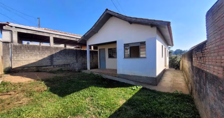 Casa Residencial com 3 quartos  para alugar, 60.00 m2 por R$850.00  - Colonia Dona Luiza - Ponta Grossa/PR