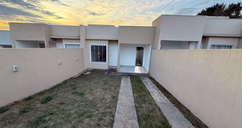 Casa Residencial com 2 quartos  para alugar, 60.00 m2 por R$1300.00  -  - /