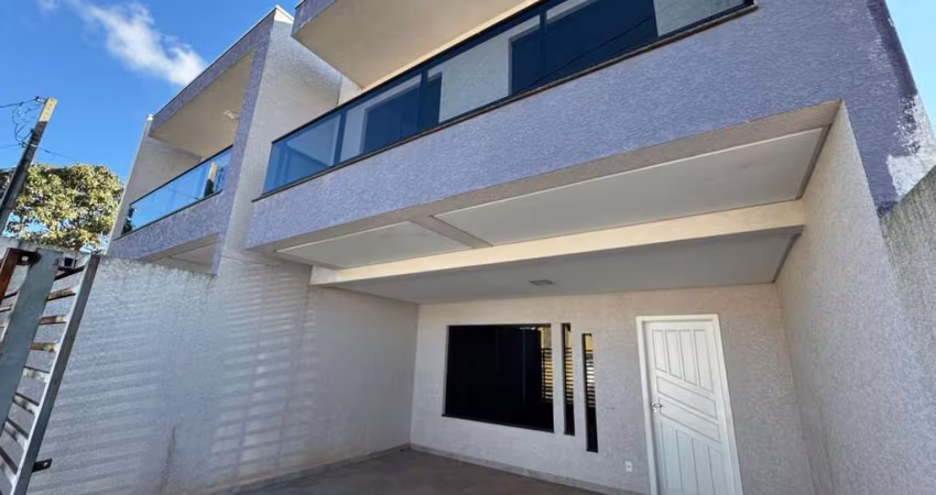 Sobrado com 3 quartos  para alugar, 70.00 m2 por R$2500.00  - Uvaranas - Ponta Grossa/PR