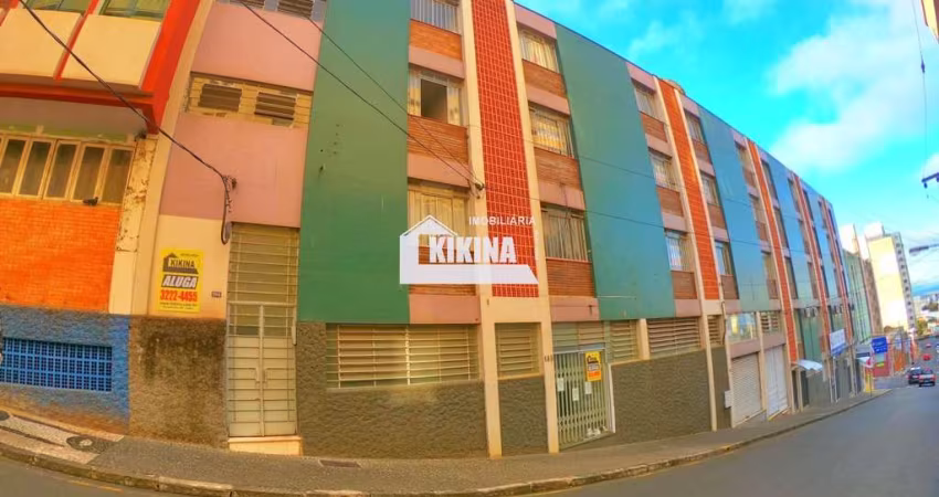 Kitinet. com 1 quarto  para alugar, 20.00 m2 por R$500.00  - Centro - Ponta Grossa/PR