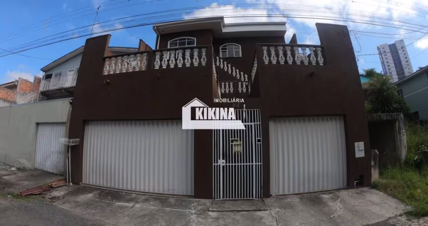 Casa Residencial com 3 quartos  à venda, 250.00 m2 por R$600000.00  - Centro - Ponta Grossa/PR