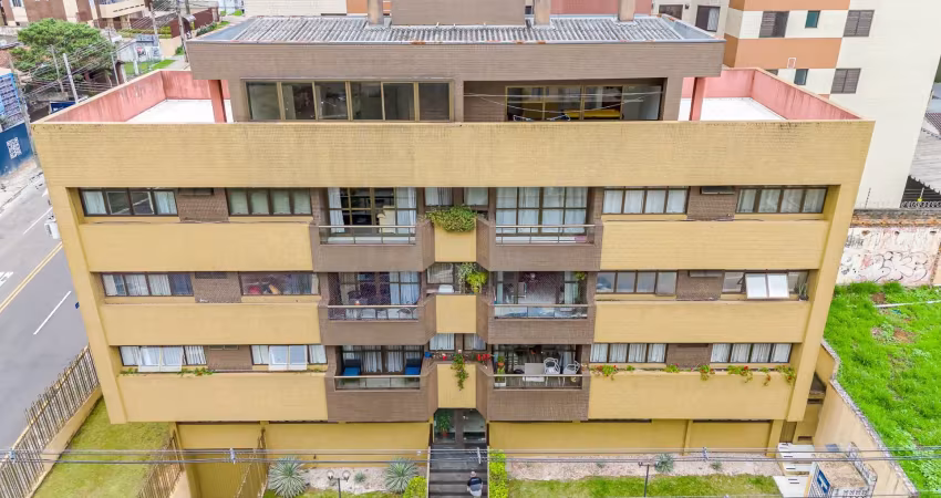 Lindo apartamento à venda, muito bem localizado no bigorrilho.