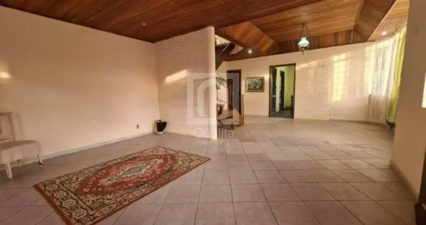 Casa a venda para fins comerciais ou residenciais no centro de araçoiaba da serra