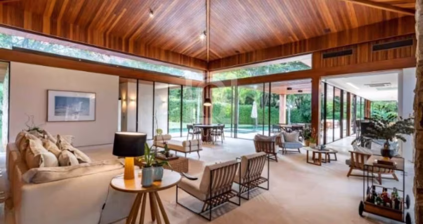 Casa Moderna à Venda na Fazenda Boa Vista