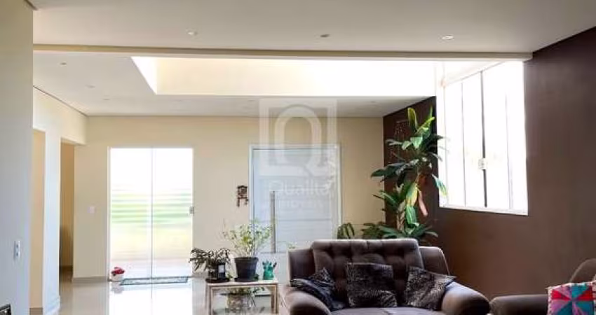 CASA À VENDA CONDOMÍNIO RESIDENCIAL CHÁCARA ONDINA