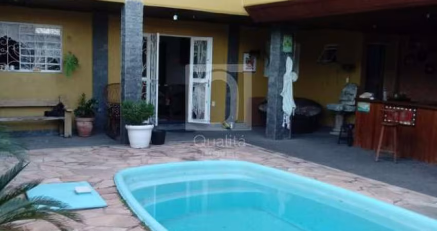 Casa sobrado com 4 quartos e piscina Parque Manchester Sorocaba