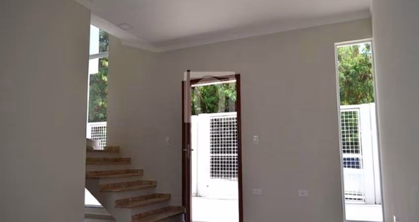 Casa sobrado com 2 quartos no Jardim São Carlos Sorocaba