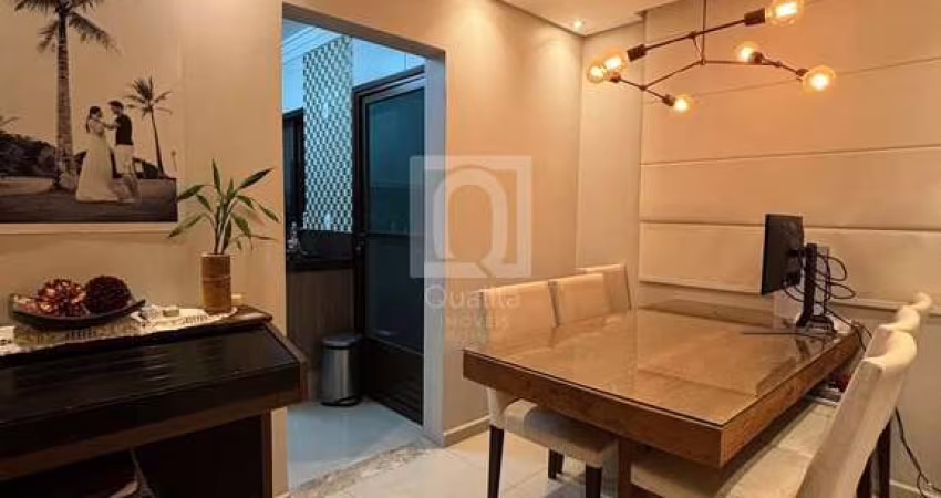 Apartamento térreo com suíte e 2 vagas de garagem